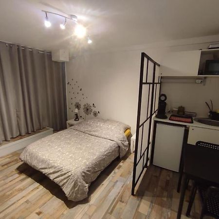 Grand Studio Avec Jardin Et Entree Privative A Noter Reservations De 3 Nuits Minimum Клермон-Ферран Экстерьер фото