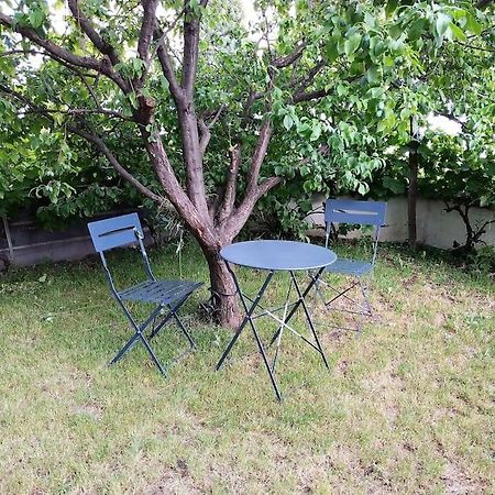 Grand Studio Avec Jardin Et Entree Privative A Noter Reservations De 3 Nuits Minimum Клермон-Ферран Экстерьер фото